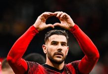 AC Milan Siap Berhadapan dengan Fiorentina: Perburuan Poin Kunci di San Siro Pekan ke-13 Serie A akan menyuguhkan pertandingan seru antara AC Milan dan Fiorentina di San Siro pada Minggu dini hari WIB.