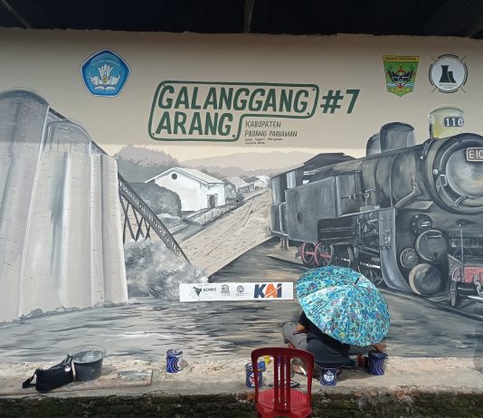 Galanggang Arang #7 Kayu Tanam: Perayaan Membara di Stasiun Bersejarah "Anak Nagari Merayakan Warisan Dunia" ini akan digelar pada 28-29 November 2023 di Stasiun Kayu Tanam, Kecamatan 2x11 Kayu Tanam, Padang Pariaman.