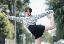Pakai Jeans Pendek, Happy Asmara Auto Dapat Bucket Uang Jumbo Indosiana.com - Happy Asmara, pedangdut terkenal, baru-baru ini membagikan momen spesial di Instagramnya.