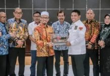 Ketua DPRD Banten Mendukung Kunjungan Study Koperatif Banmus Sumbar Kunjungan study koperatif Badan Musyawarah (Banmus) DPRD Provinsi Sumatera Barat (Sumbar) disambut dengan antusias oleh Ketua DPRD Provinsi Banten, Andra Soni. Kamis (9/11/2023)