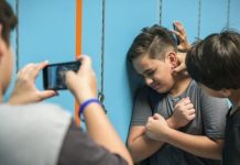 Viral! Siswa MAN 1 Medan Dianiaya Kakak Senior Hingga Trauma Kasus perundungan dan penganiayaan terhadap seorang siswa MAN 1 Medan bernama MHD