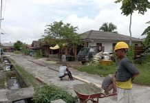 Caleg Dewi Proklamasia Agustina Dakhi Membangun Infrastruktur Vital di Pulau Tello jalan mulai dari Desa Mata Air hingga ke kawasan sektor perikanan di Rapa-Rapa, proyek ini direncanakan akan membawa dampak besar bagi masyarakat setempat.