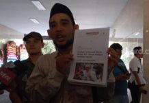 FUIB Minta Tindakan Hukum, Polisikan Zulhas Ketua PAN Terkait Salat Cinta Prabowo Indosiana.com - Puluhan anggota Forum Umat Islam Bersatu (FUIB) melakukan demonstrasi di Mabes Polri, Jakarta Selatan, menuntut penangkapan Zulkifli Hasan, Ketua Umum PAN, atas dugaan penistaan agama.