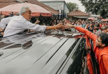Ganjar Pranowo Bakal Revisi Undang-Undang Cipta Kerja, Yakin? Indosiana.com - Belum lama ini Ganjar Pranowo bertemu para buruh, dan calon presiden nomor urut 3 tersebut telah membuka pembicaraan tentang Undang-Undang Cipta Kerja (Citptaker).